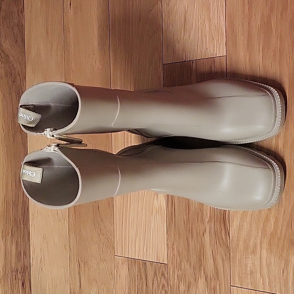 Chloe Betty Rainboot